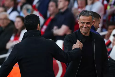 صباحك أوروبي.. رسائل إنريكي وأرتيتا.. حرب برشلونة وأتلتيكو.. وبديل فلاهوفيتش